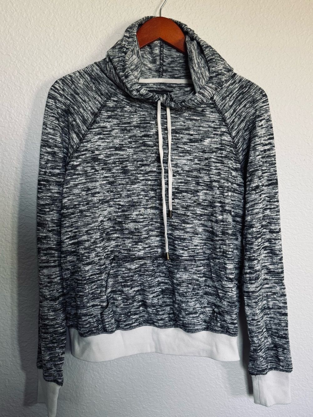 Garage Gray Lounge Hoodie Top M